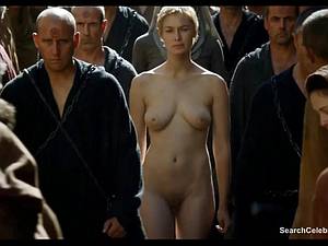 Arryn Porn Solo - Lena Headey bares her naked bod in Game of Thrones